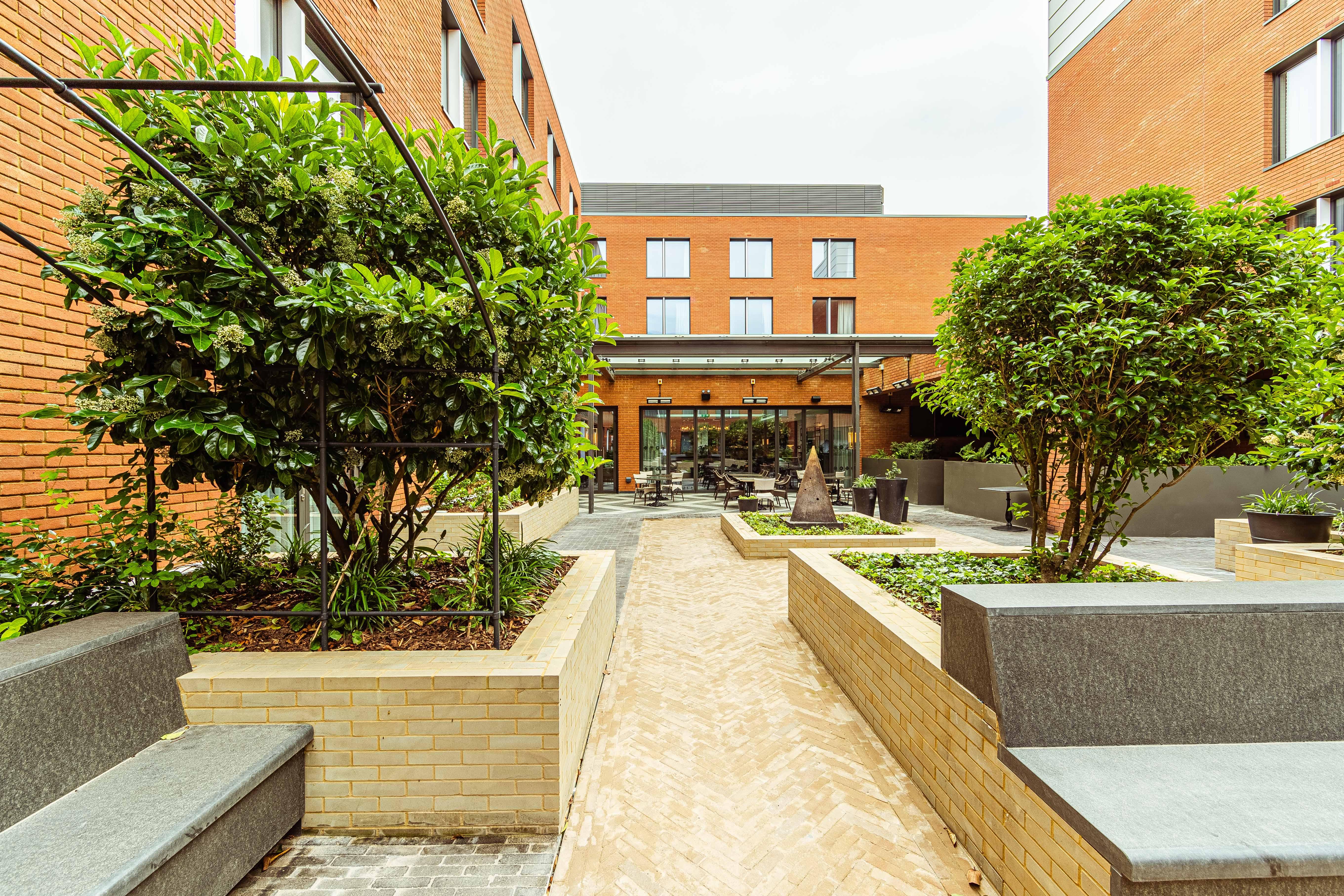 The Fellows House Cambridge, Curio Collection By Hilton Esterno foto