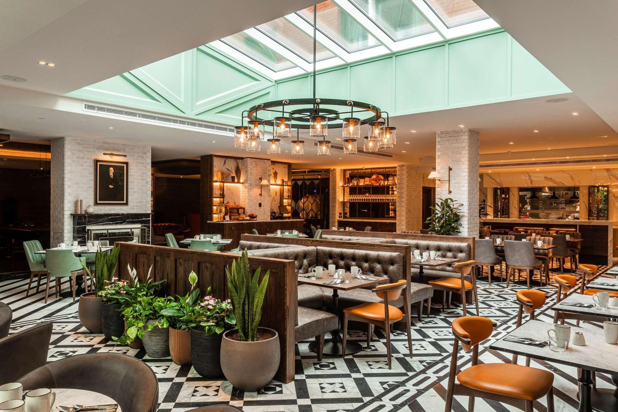 The Fellows House Cambridge, Curio Collection By Hilton Esterno foto