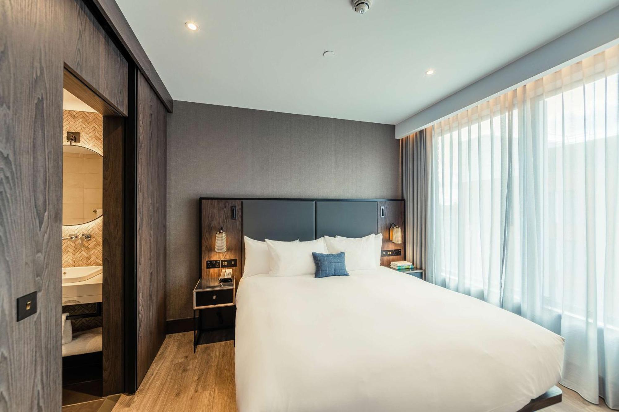 The Fellows House Cambridge, Curio Collection By Hilton Esterno foto