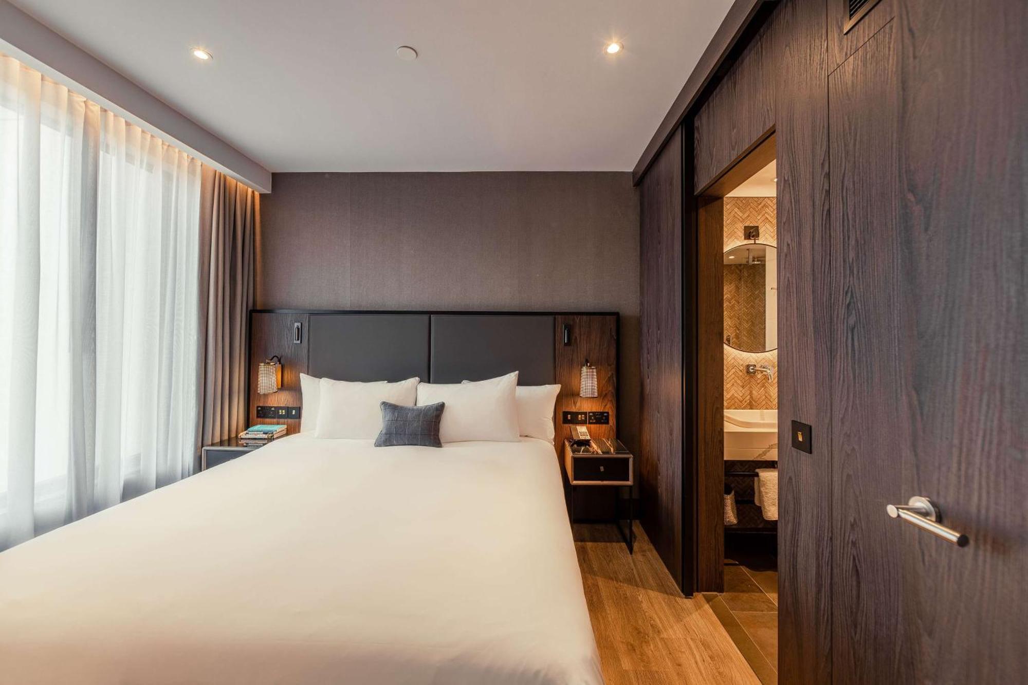 The Fellows House Cambridge, Curio Collection By Hilton Esterno foto