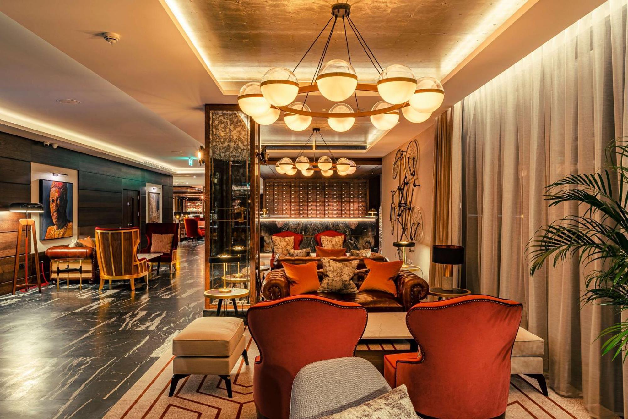 The Fellows House Cambridge, Curio Collection By Hilton Esterno foto
